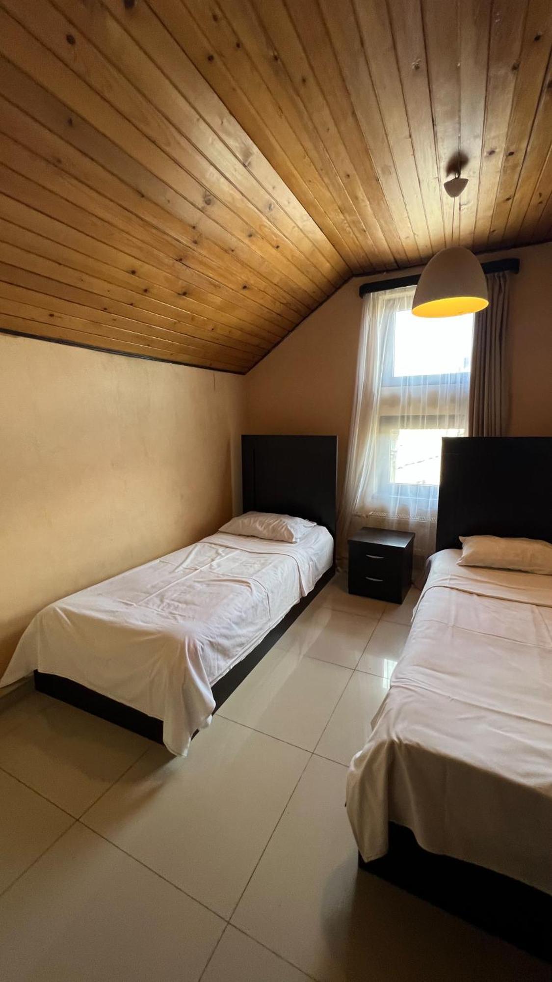 Duma Hotel Тбилиси Екстериор снимка